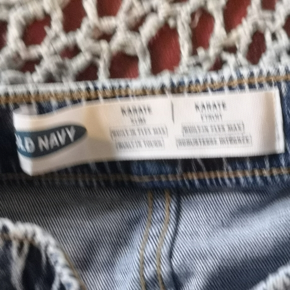 Old Navy short jeans for kids - Picture 3 of 3